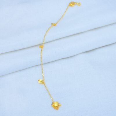 Gold Heartfelt Embrace anklet