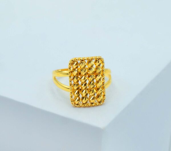 Geome Mesh Ring