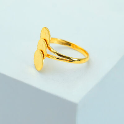 TriFoliage Gold Ring