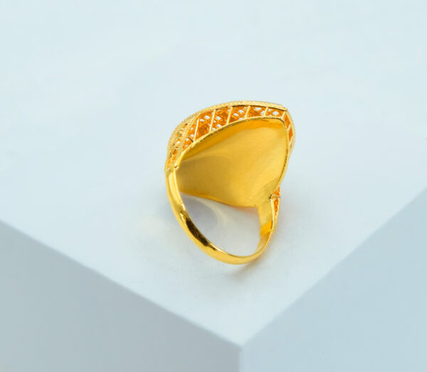 Filigree Leaf Ring - Image 4