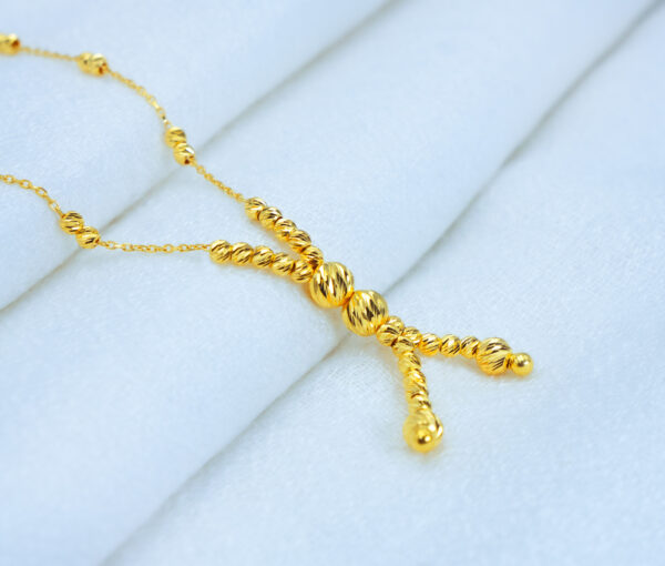 GoldenKnot Necklace - Image 2